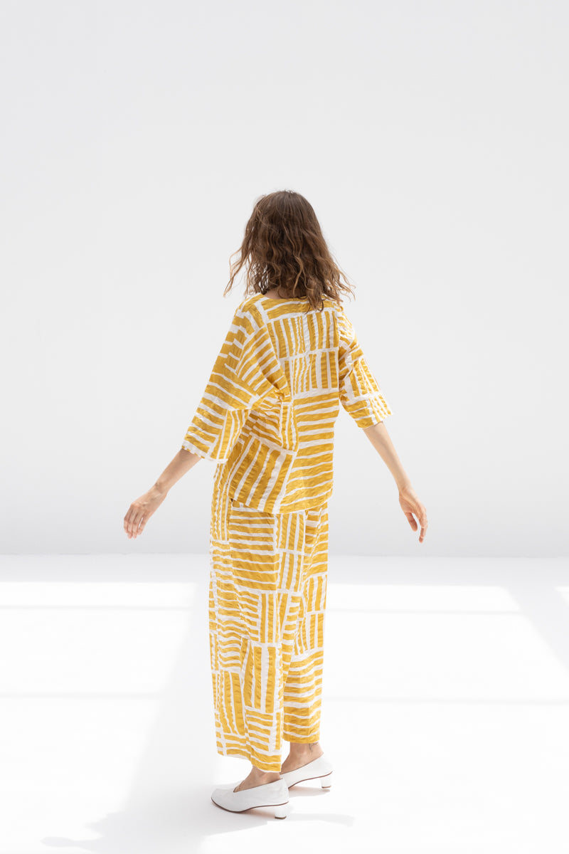 Short Sleeve Square Neck Top