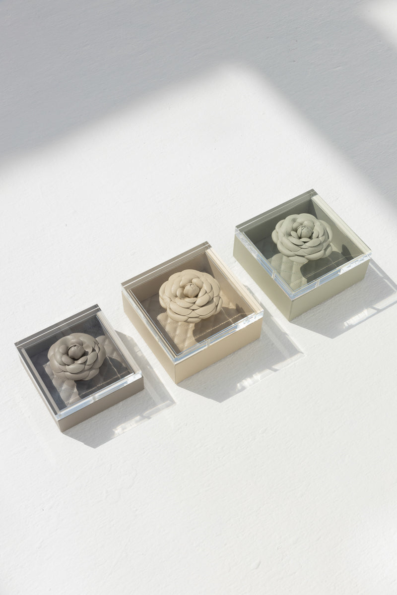 Fleur Camellia Diamond Box Large