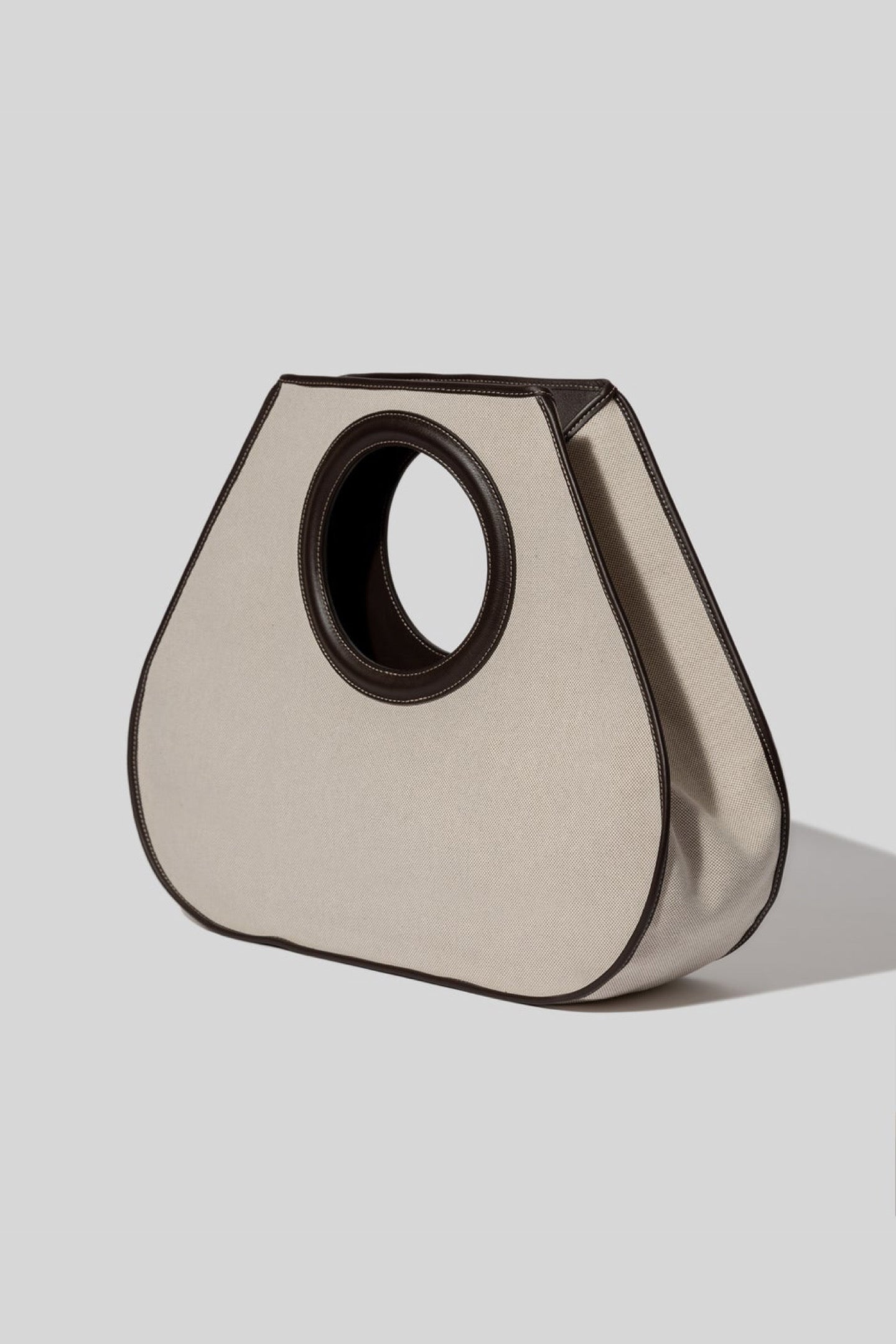 Roda L Canvas Tote Bag