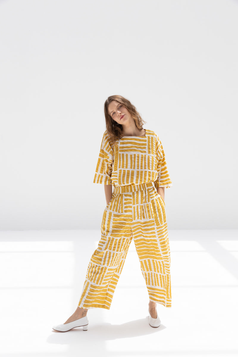 Short Sleeve Square Neck Top