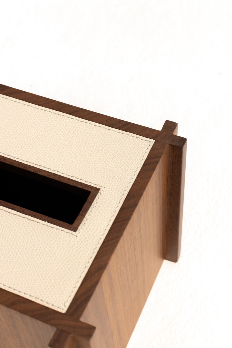 STRUCTURA LEATHER & WOOD TISSUE HOLDER