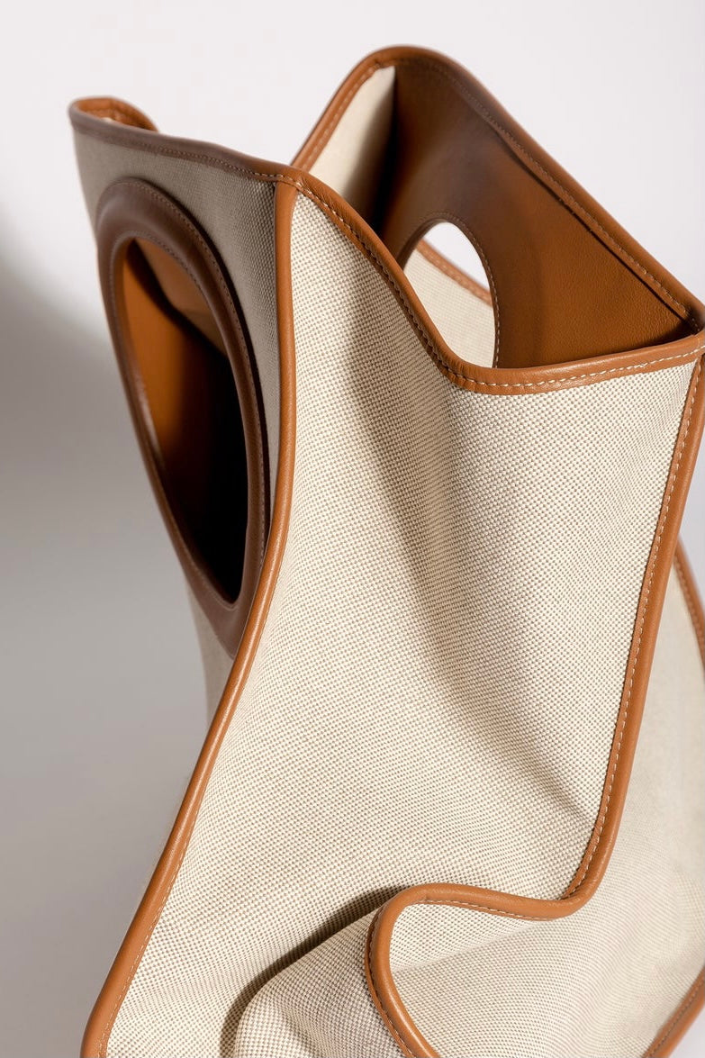 Roda L Canvas Tote Bag